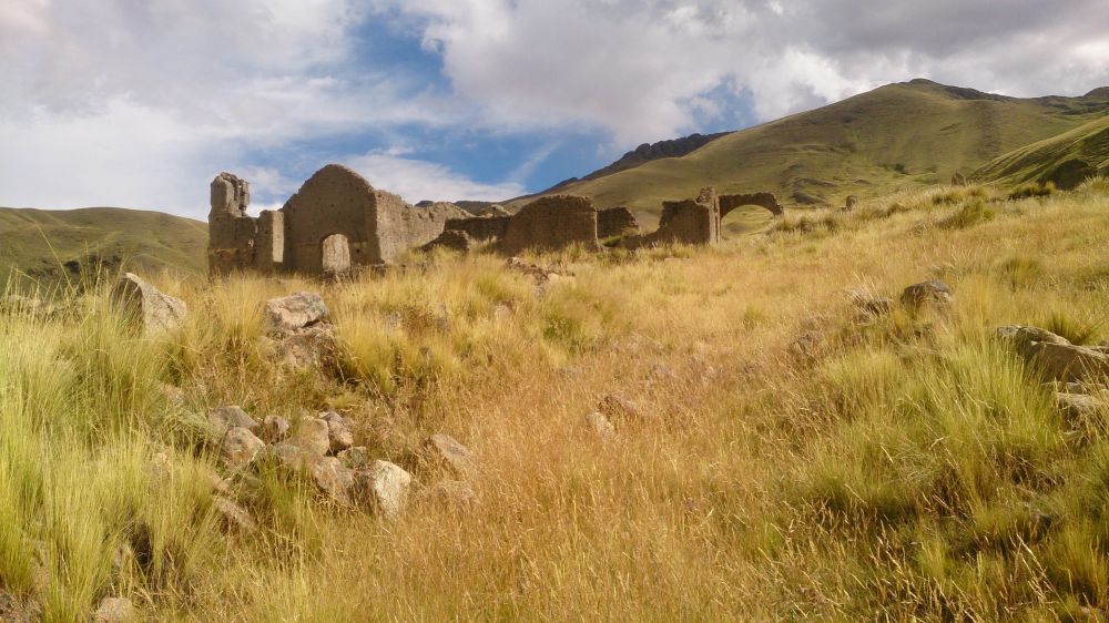 Ruined, centuries old convent near Lampa